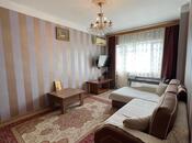 Продаётся 3-комн. вторичка 65 м², м. Ази Асланов, photo 1 from 8
