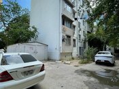 Satılır 2 otaqlı köhnə tikili 46 m², 20 Yanvar m., photo 2 from 8