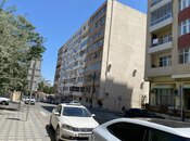 Satılır 5 otaqlı köhnə tikili 140 m², Nizami m., photo 1 from 8