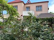Satılır 4 otaqlı həyət evi/bağ evi 200 m², photo 1 from 8