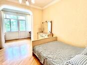 Satılır 2 otaqlı köhnə tikili 70 m², Nizami m., photo 6 from 8