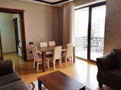 Сдаётся 3-комн. вторичка 60 м², м. Элмляр Академиясы, photo 2 from 8