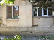 Satılır 2 otaqlı köhnə tikili 65 m², Əhmədli m., photo 1 from 8