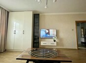 Satılır 2 otaqlı köhnə tikili 70 m², 8 Noyabr m., photo 5 from 8