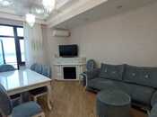 Сдаётся 2-комн. новостройка 70 м², Абшеронcкий  р., photo 1 from 8