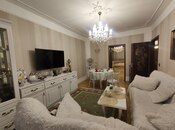 Satılır 3 otaqlı köhnə tikili 70 m², Nizami m., photo 2 from 8