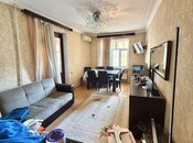 Satılır 2 otaqlı köhnə tikili 65 m², Xalqlar Dostluğu m., photo 2 from 8