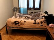 Satılır 2 otaqlı köhnə tikili 46 m², Nizami m., photo 2 from 5