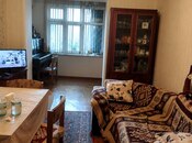 Satılır 2 otaqlı köhnə tikili 46 m², Nizami m., photo 1 from 5