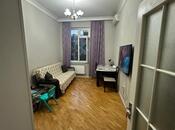Продаётся 2-комн. вторичка 52 м², м. Элмляр Академиясы, photo 2 from 8