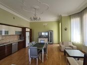 Satılır 8 otaqlı həyət evi/bağ evi 500 m², Səbail r., photo 5 from 8