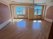 Сдаётся 3-комн. новостройка 130 м², м. Нефтчиляр, photo 1 from 8