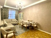 Satılır 2 otaqlı köhnə tikili 66 m², Nəsimi m., photo 1 from 8