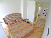 Сдаётся 2-комн. новостройка 85 м², м. Низами, photo 3 from 6