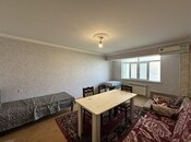 Продаётся 3-комн. вторичка 80 м², м. Нефтчиляр, photo 2 from 8