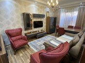 Продаётся 2-комн. вторичка 65 м², м. Ази Асланов, photo 1 from 8