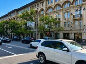 Satılır 3 otaqlı köhnə tikili 92 m², Nəsimi r., photo 1 from 8
