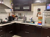 Satılır 3 otaqlı köhnə tikili 95 m², Gənclik m., photo 3 from 8