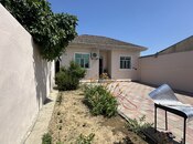 Satılır 4 otaqlı həyət evi/bağ evi 110 m², Ramana q., photo 1 from 8
