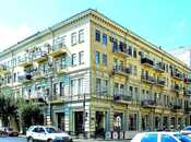 Satılır 3 otaqlı köhnə tikili 100 m², Sahil m., photo 1 from 8