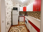 Продаётся 3-комн. вторичка 68 м², м. Нефтчиляр, photo 5 from 8
