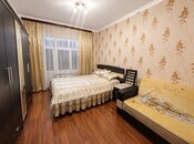 Продаётся 3-комн. вторичка 68 м², м. Нефтчиляр, photo 1 from 8