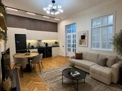 Satılır 5 otaqlı köhnə tikili 140 m², Bayıl q., photo 1 from 8