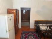 İcarəyə verilir 2 otaqlı həyət evi/bağ evi 65 m², İnşaatçılar m., photo 1 from 5
