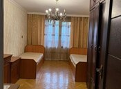 Продаётся 3-комн. вторичка 75 м², м. Элмляр Академиясы, photo 3 from 8
