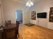 Satılır 4 otaqlı köhnə tikili 120 m², Nizami m., photo 1 from 8