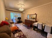 Satılır 3 otaqlı köhnə tikili 85 m², Xalqlar Dostluğu m., photo 1 from 8