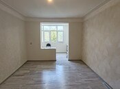 Satılır 3 otaqlı köhnə tikili 55 m², İnşaatçılar m., photo 2 from 8