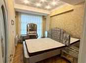 Сдаётся 3-комн. новостройка 100 м², м. Элмляр Академиясы, photo 1 from 8
