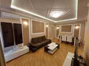 Сдаётся 3-комн. новостройка 95 м², м. Низами, photo 1 from 8