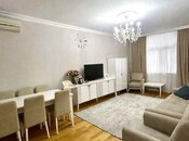 Satılır 2 otaqlı köhnə tikili 60 m², Xalqlar Dostluğu m., photo 1 from 8