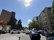 Satılır 2 otaqlı köhnə tikili 58 m², 28 May m., photo 1 from 8