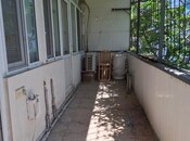 Satılır 2 otaqlı köhnə tikili 60 m², Nizami m., photo 1 from 8