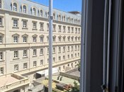 Satılır 2 otaqlı köhnə tikili 60 m², Nizami m., photo 2 from 8