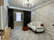 Продаётся 2-комн. новостройка 55 м², м. Ази Асланов, photo 1 from 8