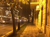 İcarəyə verilir 3 otaqlı köhnə tikili 90 m², Sahil m., photo 4 from 8
