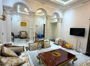 Satılır 4 otaqlı köhnə tikili 215 m², Sahil m., photo 2 from 8