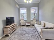 Satılır 4 otaqlı köhnə tikili 125 m², Nizami m., photo 1 from 8