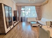Продаётся 2-комн. вторичка 60 м², м. Гянджлик, photo 1 from 5