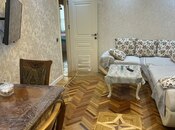 Satılır 3 otaqlı köhnə tikili 75 m², Yeni Günəşli q., photo 1 from 8