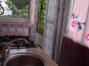 Satılır 3 otaqlı köhnə tikili 50 m², Elmlər Akademiyası m., photo 5 from 7