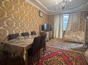 Satılır 3 otaqlı köhnə tikili 65 m², Qara Qarayev m., photo 2 from 8