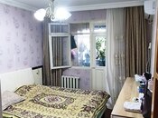 Satılır 5 otaqlı köhnə tikili 105 m², Xalqlar Dostluğu m., photo 2 from 8