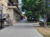 Продаётся 2-комн. вторичка 42 м², м. Элмляр Академиясы, photo 1 from 8