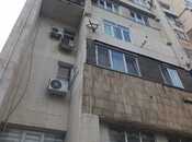 Satılır 3 otaqlı köhnə tikili 65 m², Nəsimi r., photo 1 from 8