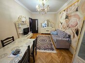 Satılır 3 otaqlı köhnə tikili 70 m², Memar Əcəmi m., photo 3 from 8
